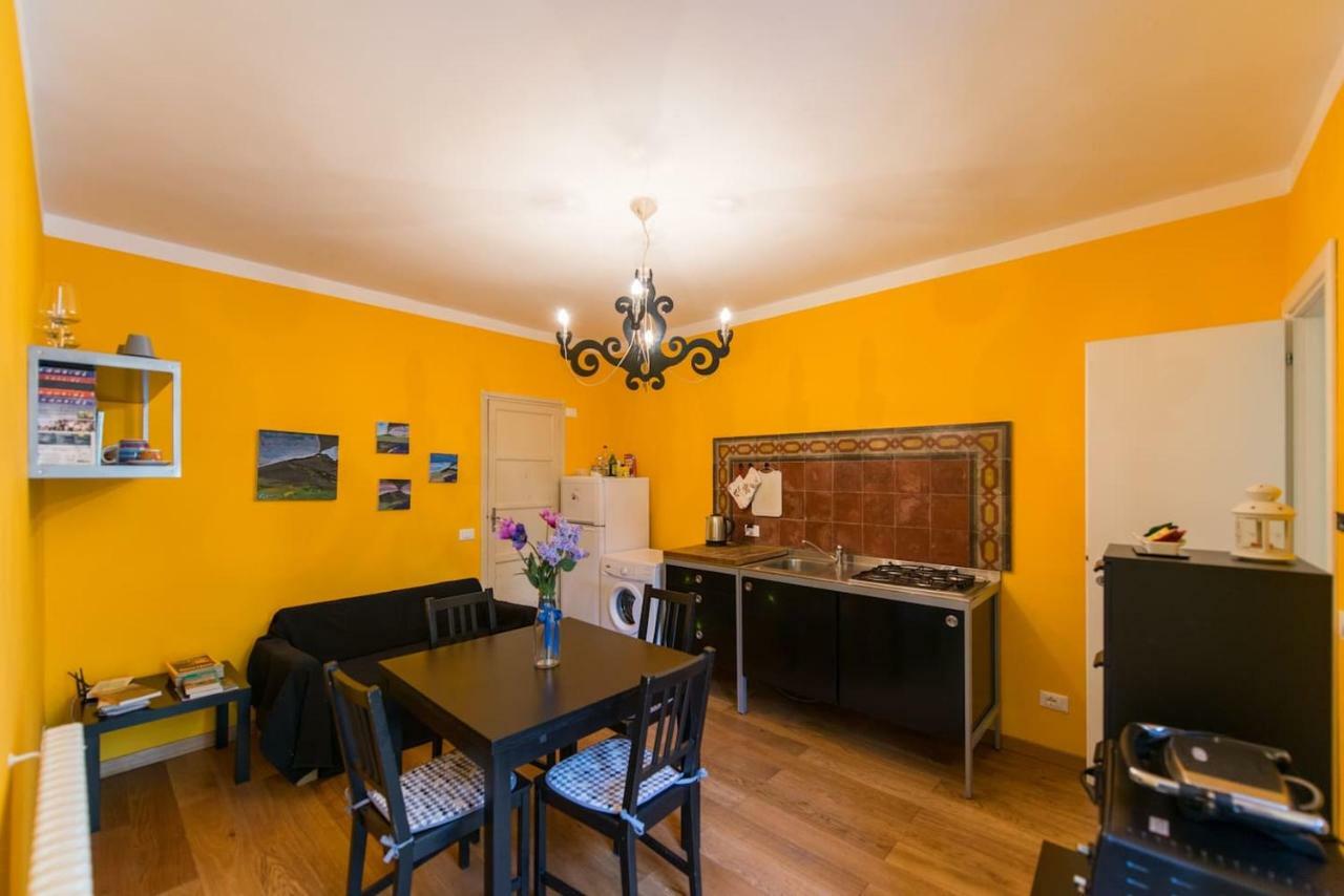 Il Pozzo E L'Ulivo - Just 200 Meters From The Metro - Villa Catania Exterior photo